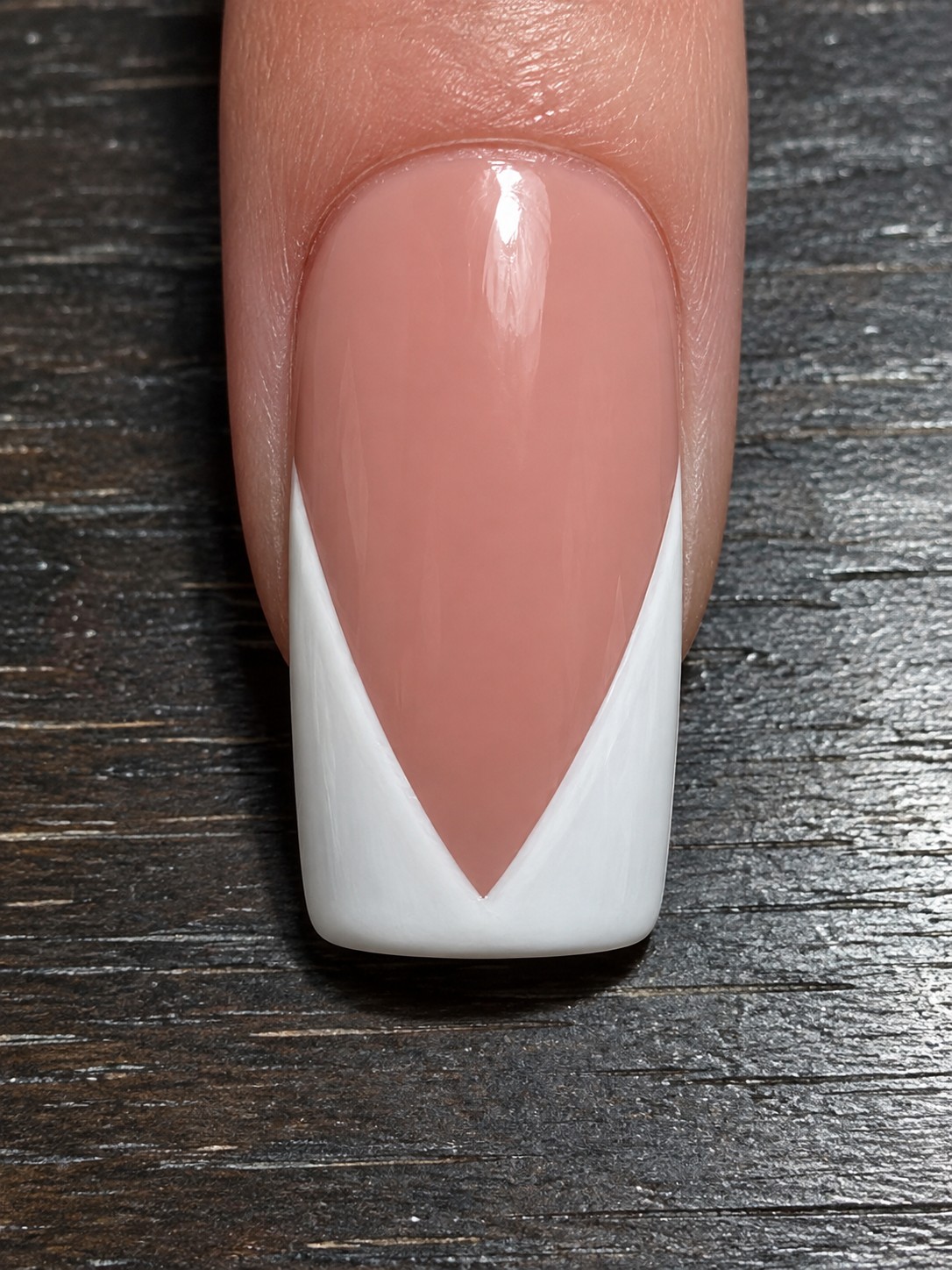 Manicura francesa cuadrada, paso 4